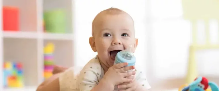 Wie viele Flaschenmahlzeiten braucht ein Baby?