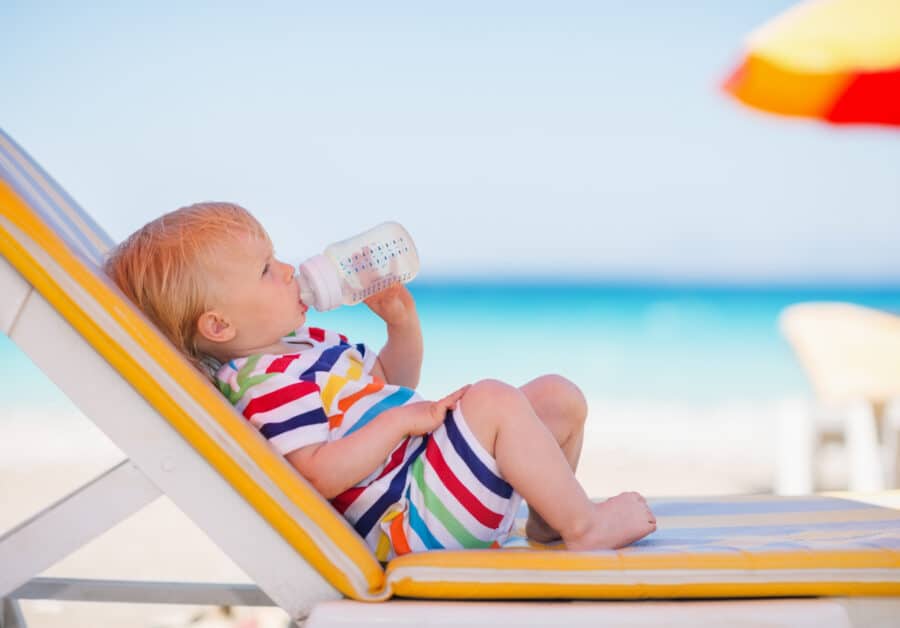 Getränke für Babys neben der Milchnahrung