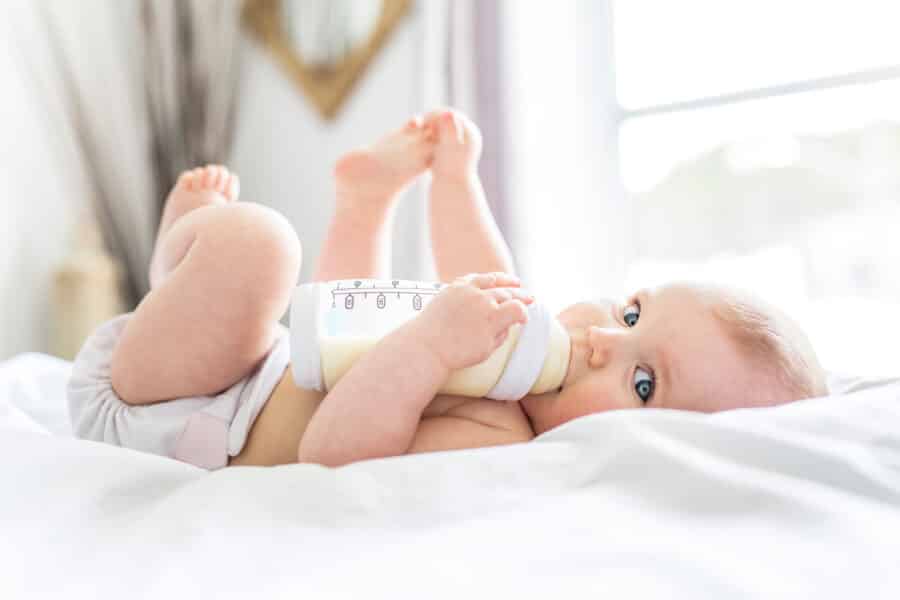 Die richtige Zubereitung einer Babyflasche