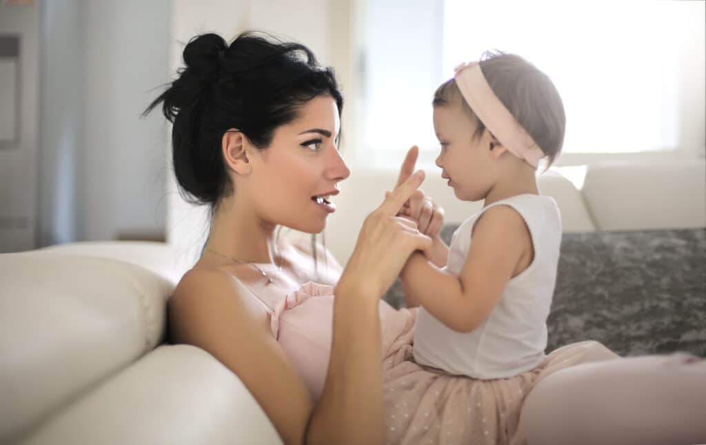 Wie Babys das Sprechen lernen