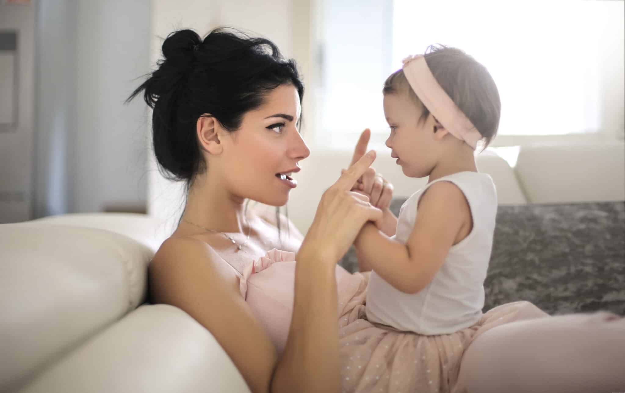 Wie Babys das Sprechen lernen