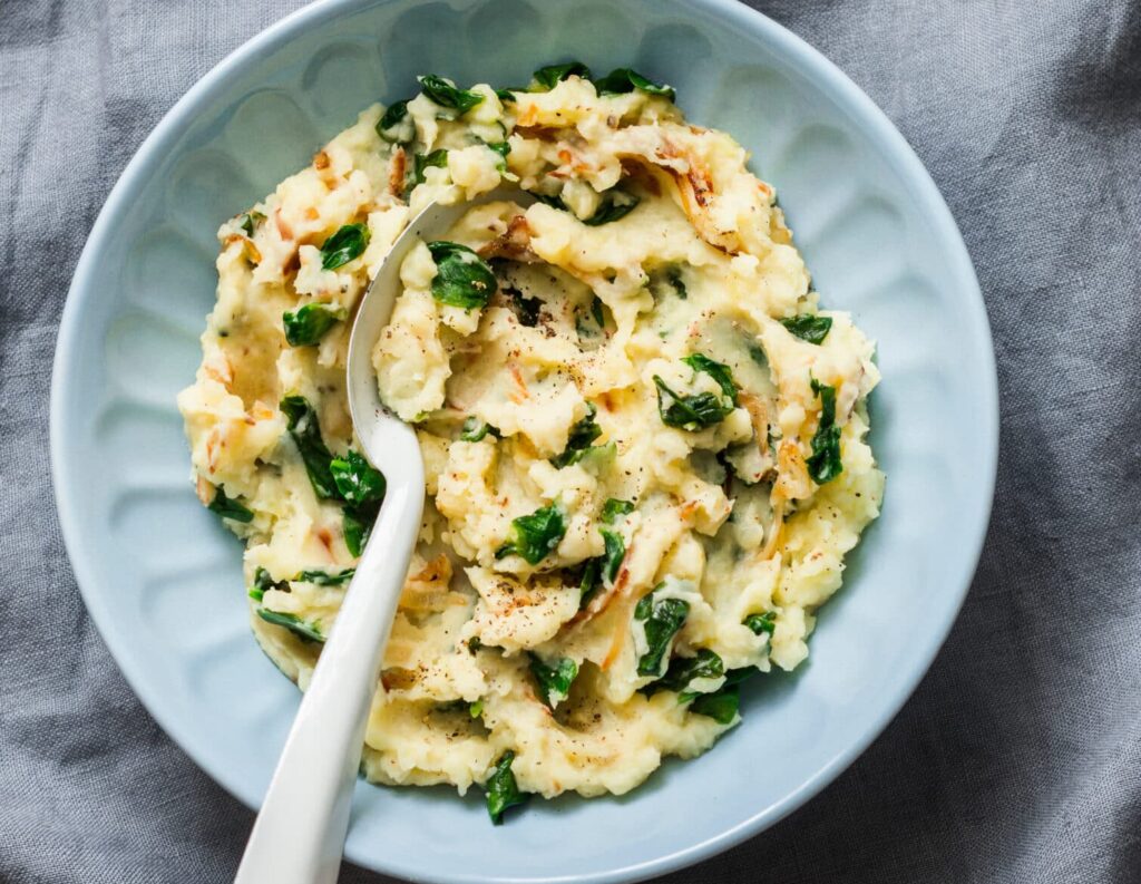 Blattspinat mit Kartoffelpüree