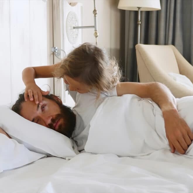 So kommen Frühaufsteher-Kinder morgens noch einmal zur Ruhe