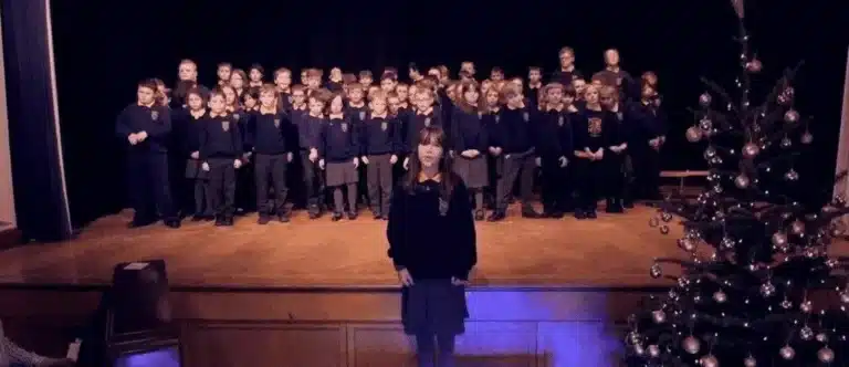 So wundervoll: 10-jährige Kaylee (Autistin) singt ‘Hallelujah’