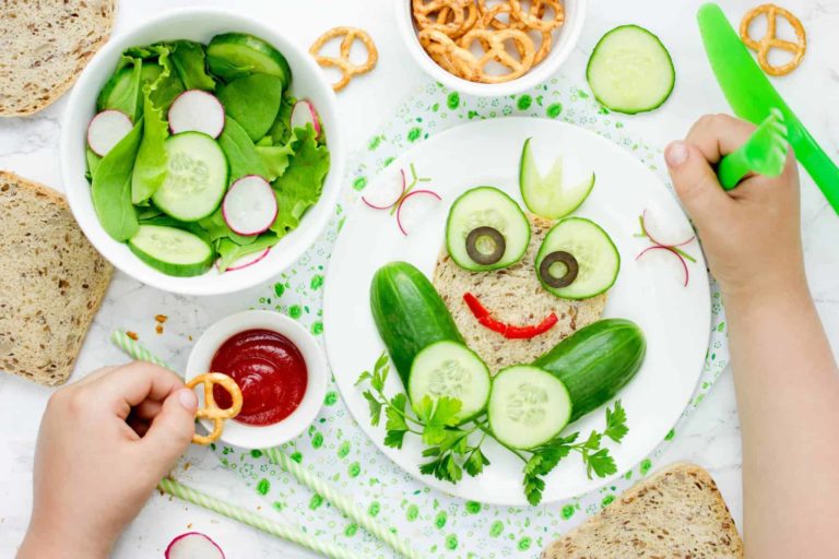 Vegan ernährte Kinder müssen evtl. zusätzlich Vitamin- und Mineraltabletten einnehmen