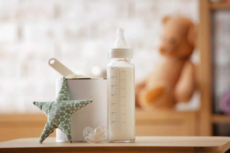 Mineralöl in Babymilch: foodwatch fordert konsequenten Gesundheitsschutz der Bevölkerung