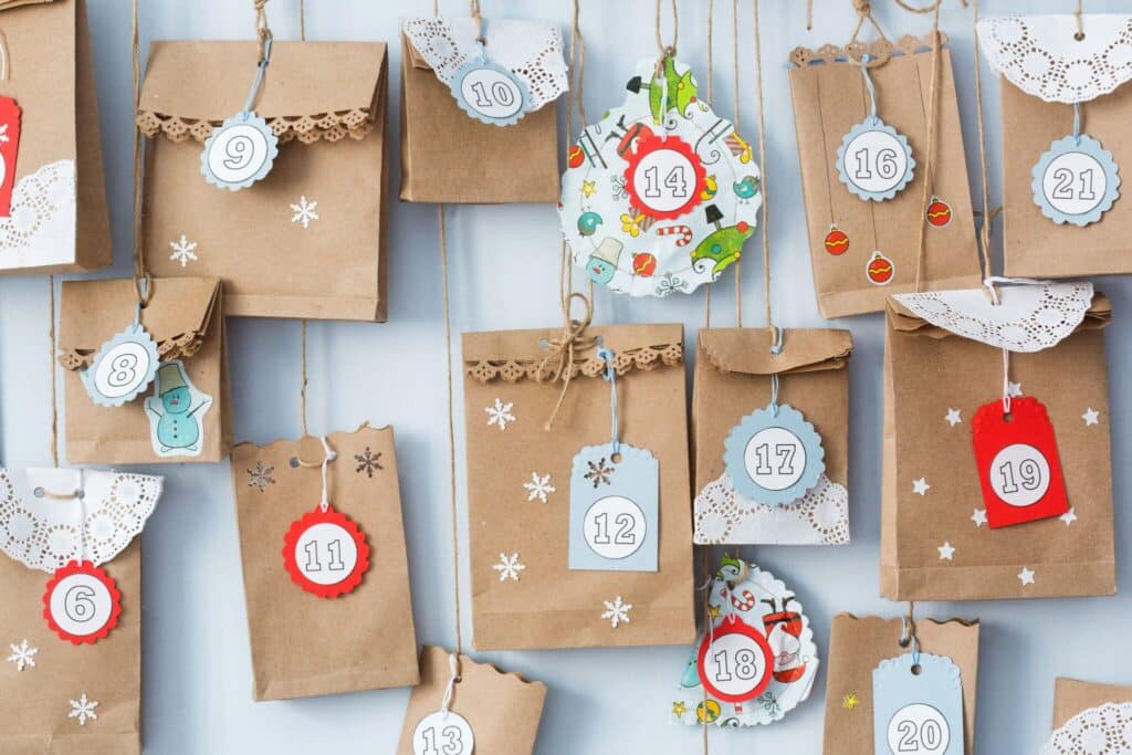 Adventskalender selber basteln und bestücken