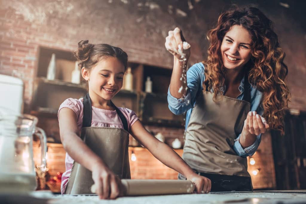 Plätzchen backen Kinder