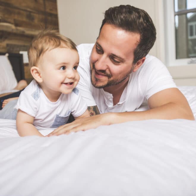 Wie die Sinne des Babys die Sprachentwicklung fördern