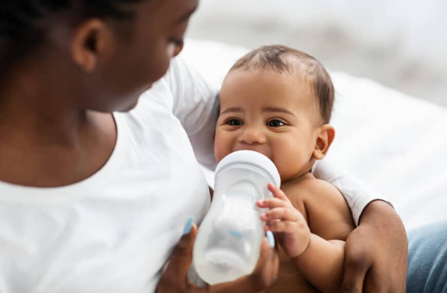 Reflux bei Babys: Wenn das Baby die Mahlzeiten erbricht