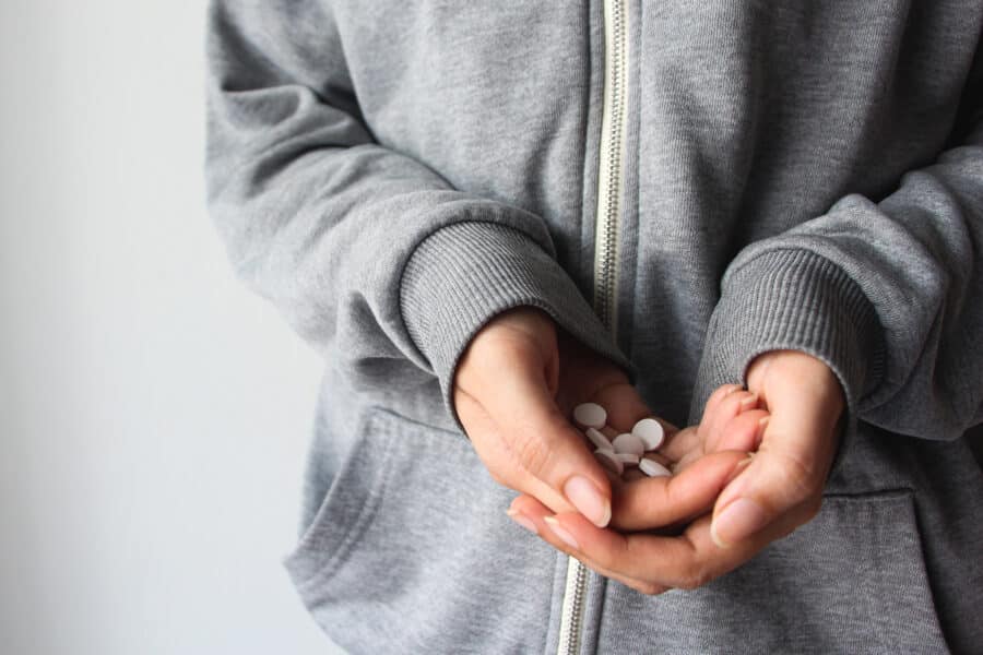 BVKJ Bayern warnt vor lebensgefährlichem TikTok-Trend: Die „Paracetamol-Challenge“ bringt Kinder in Gefahr