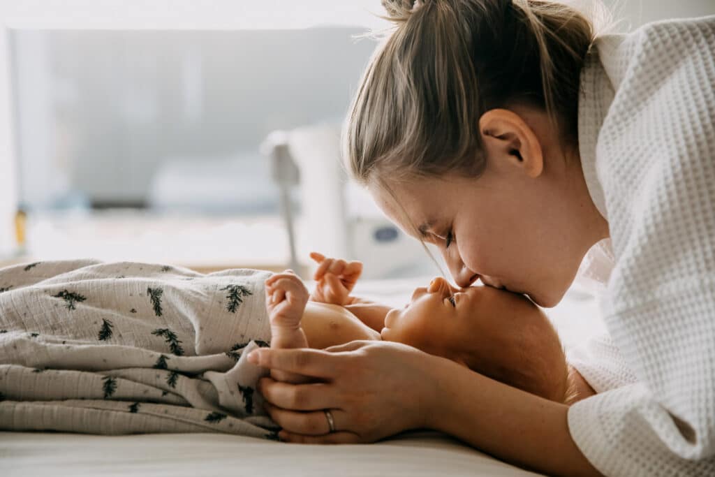 Babys sanft fördern im 1. Monat
