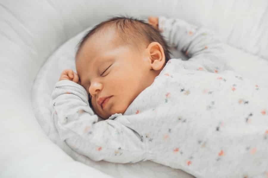 Kindspech (Mekonium): Der erste Stuhlgang eures Babys