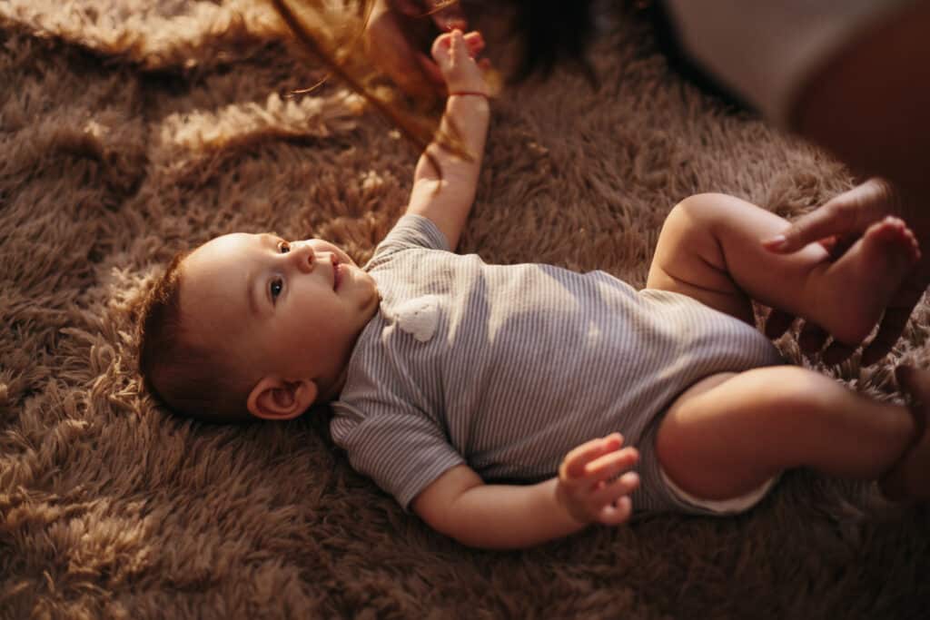 Baby mit vier Monaten