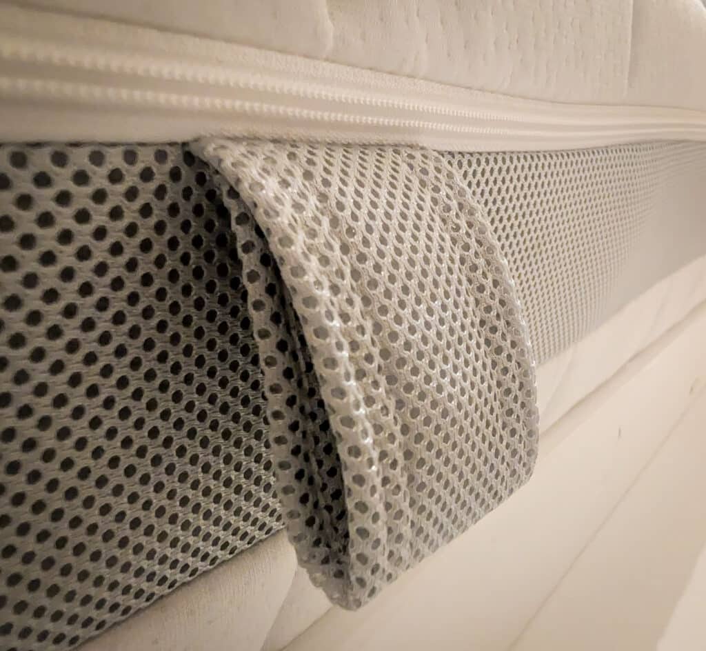 Trageschlaufe und umlaufendes Klimaband der Ravo-SPRING