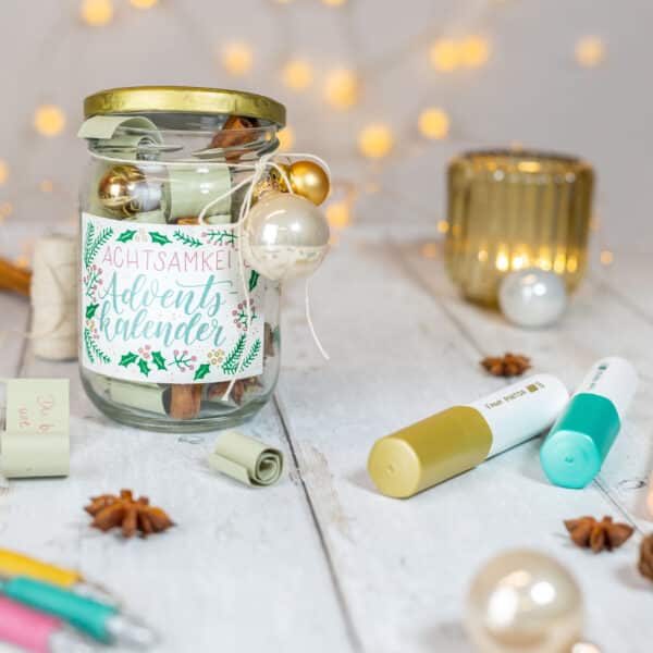 Ein Achtsamkeits-Adventskalender verspricht Entschleunigung und Gelassenheit. Foto: djd/Pilot Pen