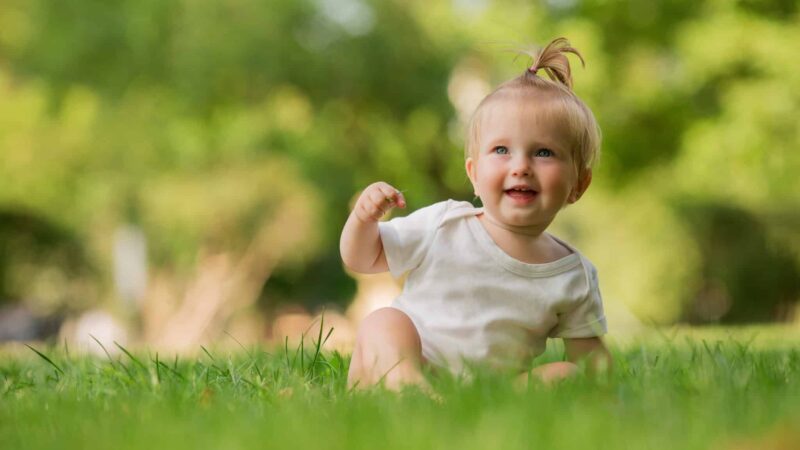 Dein Baby im 11. Monat - Entwicklung und Förderung