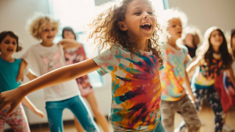 Stopptanz – Das Bewegungsspiel, bei dem plötzlich alles stillsteht