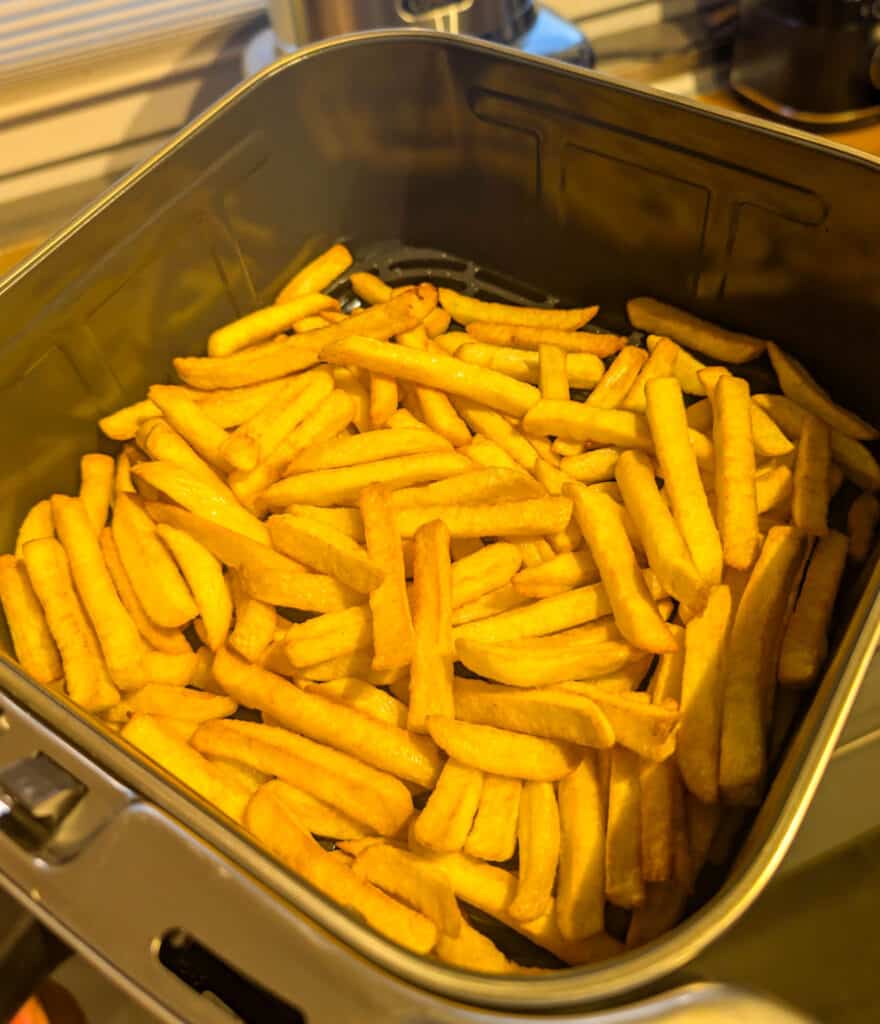 Perfekte Pommes aus dem Cosori Iconic Single Airfryer.