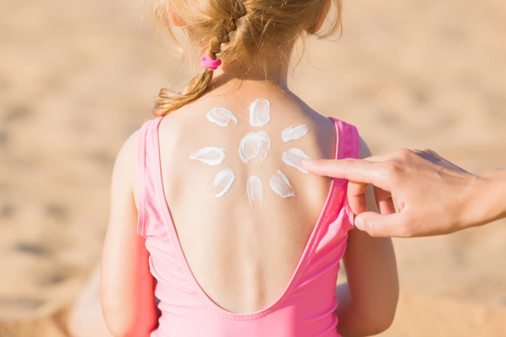 Schützt die Haut eurer Kinder mit diesen 5 Tricks