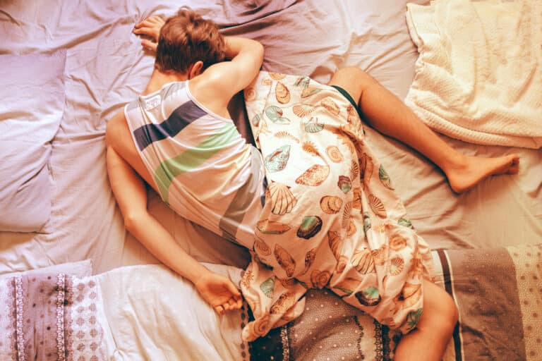 Erholsamer Schlaf steigert (Lern-) Freude und Familienharmonie