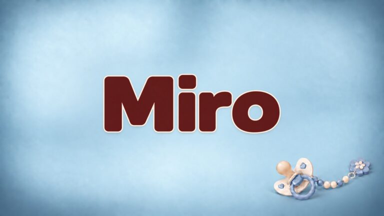 Der Vorname Miro in dunkler Rundschrift auf dem babyblauen Originalhintergrund mit Schnuller
